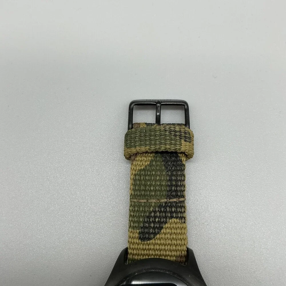 Nixon The Mod Mens Watch 39mm Black Dial Camo Nylon Strap 100M New Battery